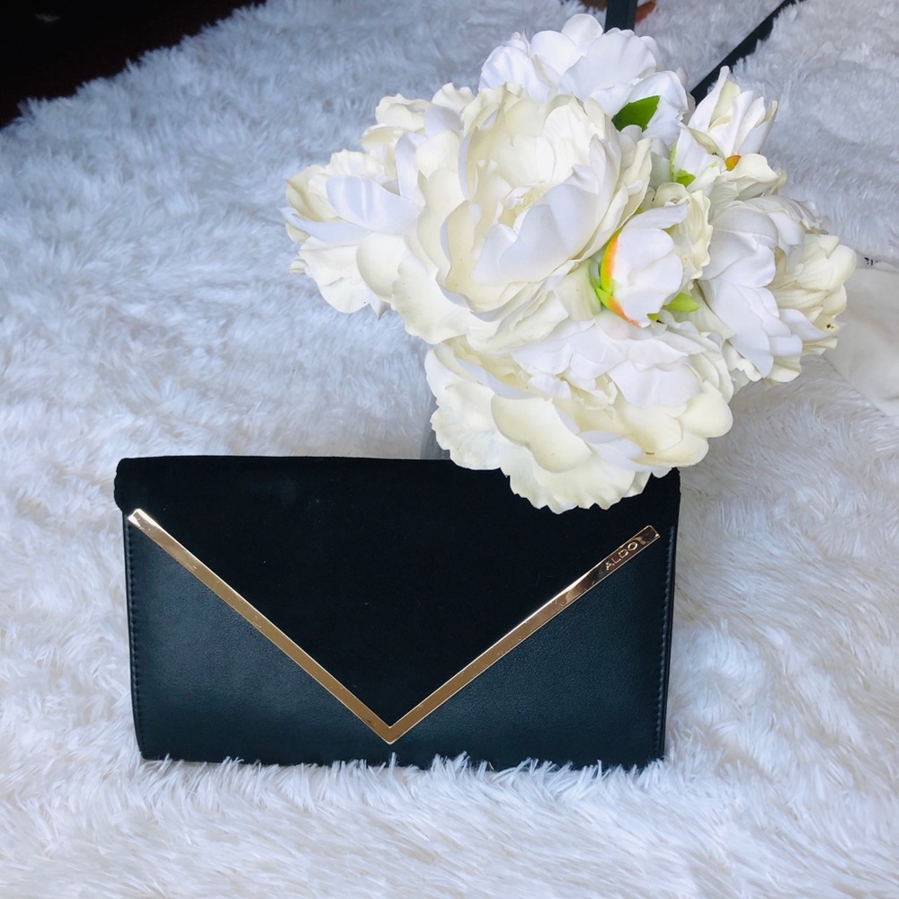 Aldo Clutch